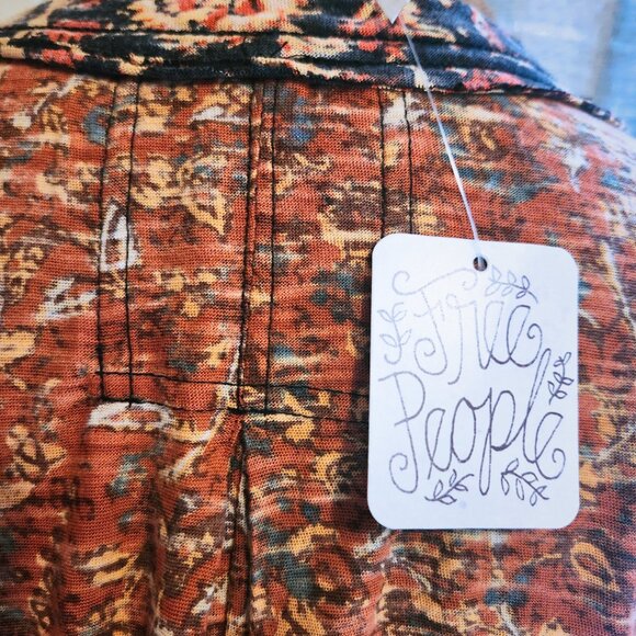 Free People NWT Mixed Print High-Low Boho Tee | Versatile Boho Staple | Size S - Picture 7 of 14